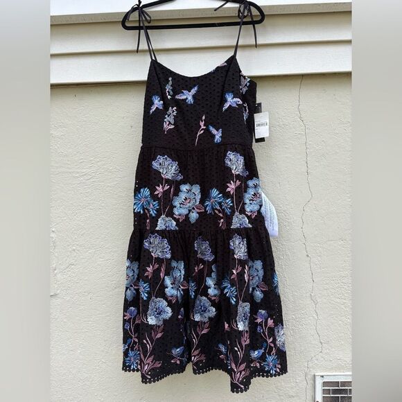 DRESS THE POPULATION | Abbie Floral Embroidered Eyelet Dress NWT Large Midi - Picture 4 of 11